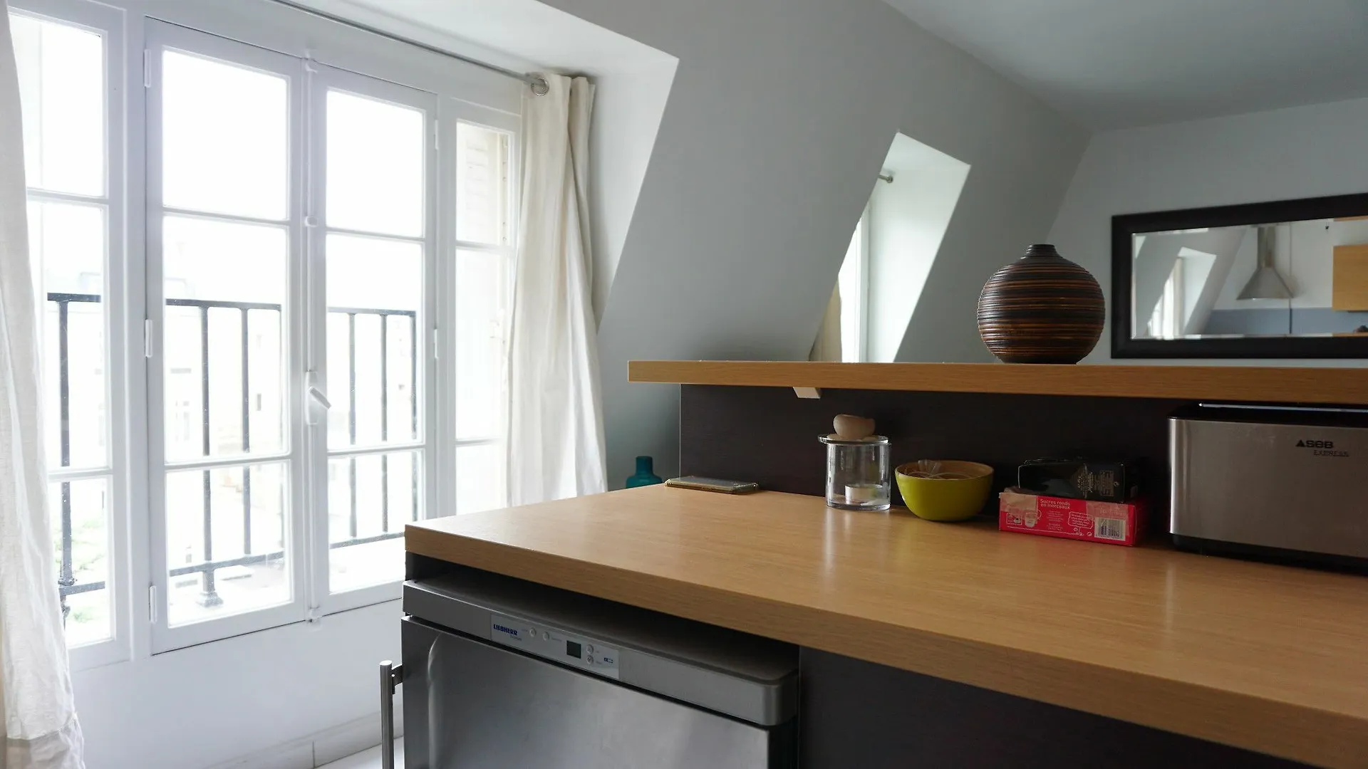 Champs-elysees - 2 Pieces - 16 Apartment Paris